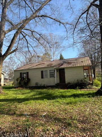 179 Penn Bridge Road, Trion, GA 30753