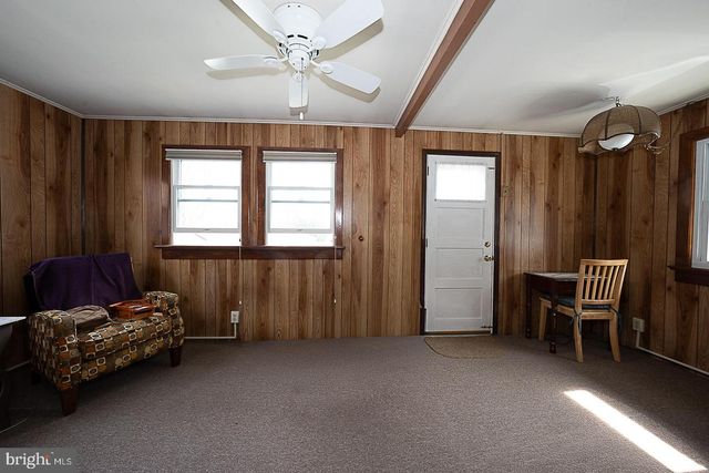 1504 WYNNEWOOD RD, Ardmore, PA 19003