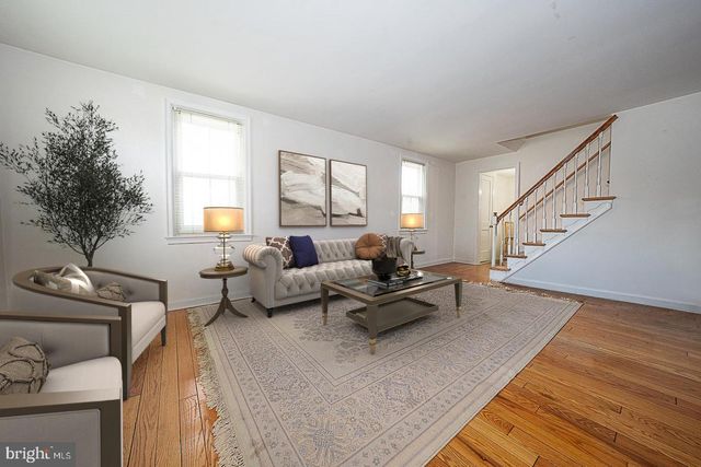 1504 WYNNEWOOD RD, Ardmore, PA 19003