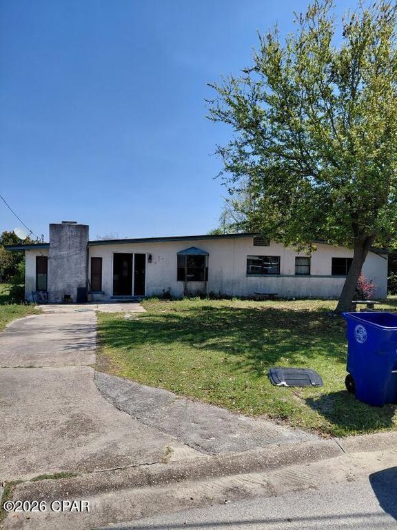 160 Concord Circle, Panama City, FL 32405