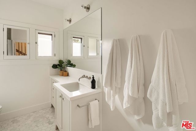 5163 Loleta Avenue, Los Angeles, CA 90041