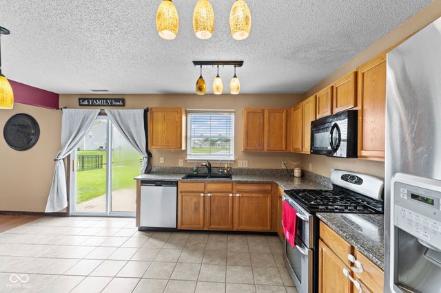 2230 Cedarmill Drive, Franklin, IN 46131