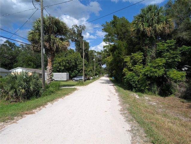 700 GRANT AVENUE, Deland, FL 32724