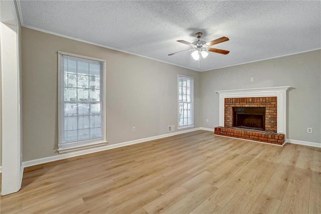 377 Jamie Drive, Hiram, GA 30141