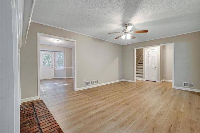 377 Jamie Drive, Hiram, GA 30141