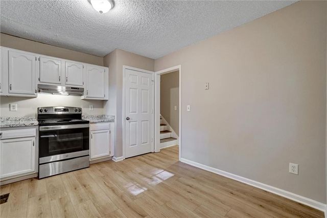 377 Jamie Drive, Hiram, GA 30141