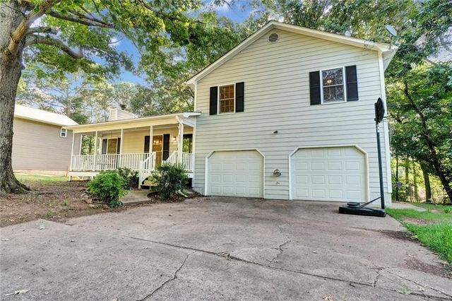 377 Jamie Drive, Hiram, GA 30141