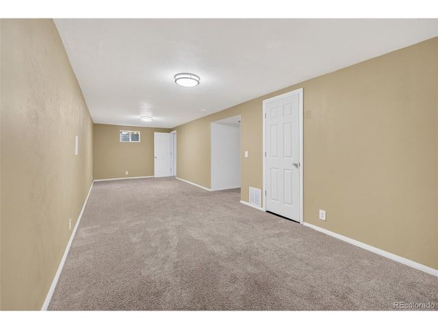 19054 W 61st Pl, Golden, CO 80403