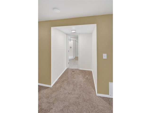 19054 W 61st Pl, Golden, CO 80403