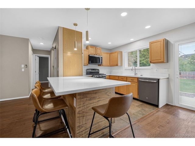 19054 W 61st Pl, Golden, CO 80403