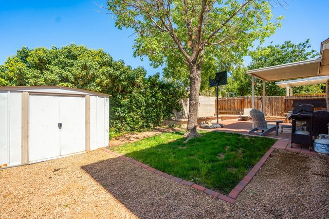 8035 Brittany Avenue NE, Albuquerque, NM 87109
