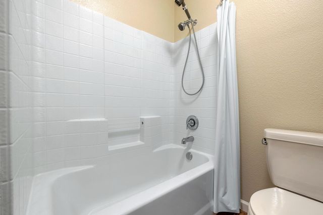 3764 Finchwood Avenue, Clovis, CA 93619