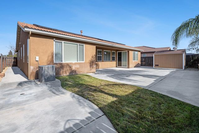 3764 Finchwood Avenue, Clovis, CA 93619