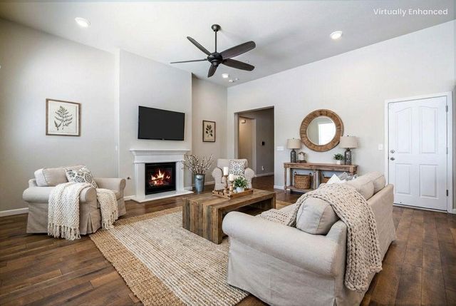 3764 Finchwood Avenue, Clovis, CA 93619