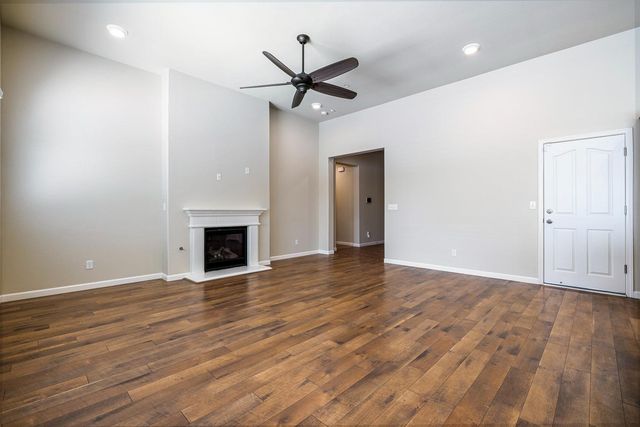 3764 Finchwood Avenue, Clovis, CA 93619