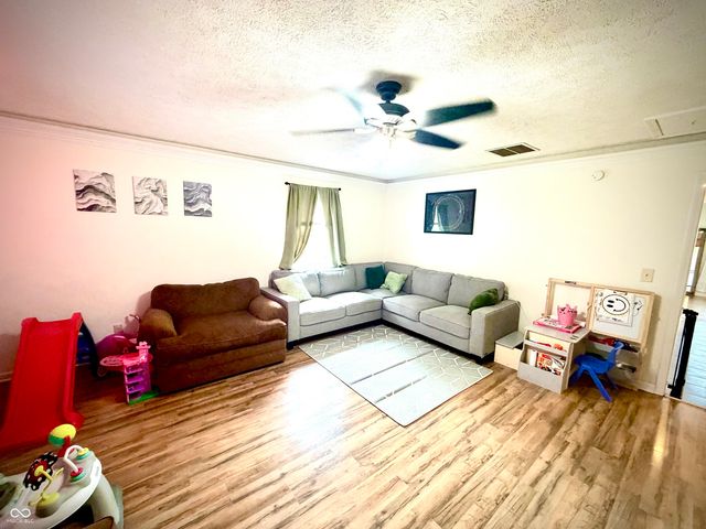 1125 Helena Drive, Lebanon, IN 46052