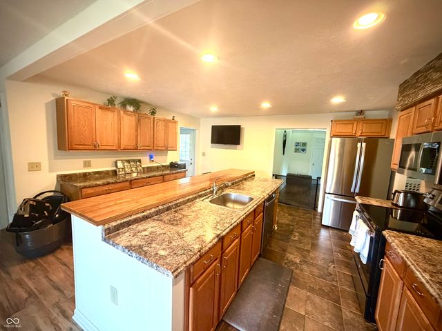 1125 Helena Drive, Lebanon, IN 46052