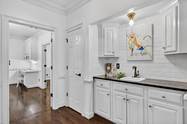 2039 Old Forge Way, Marietta, GA 30068