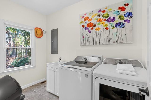 2039 Old Forge Way, Marietta, GA 30068