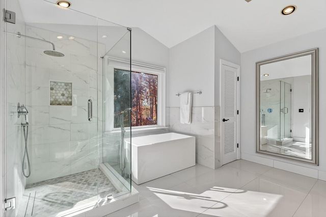 2039 Old Forge Way, Marietta, GA 30068