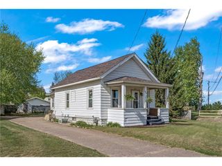906 Cameron Street, Eau Claire, WI 54703