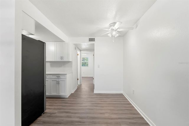 11025 2ND STREET E 8, Treasure Island, FL 33706