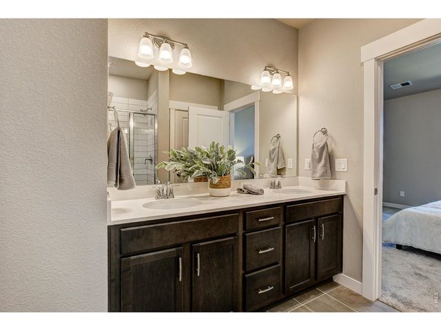 6796 Maple Leaf Dr, Timnath, CO 80547