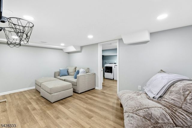 212 Beech St, Cranford Twp., NJ 07016