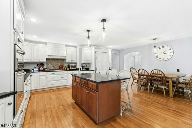 212 Beech St, Cranford Twp., NJ 07016