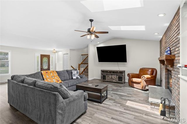 3 Harbor Point Court, Lake St Louis, MO 63367