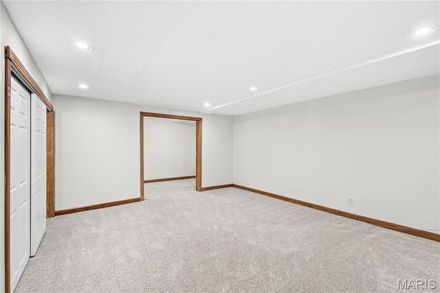 3 Harbor Point Court, Lake St Louis, MO 63367