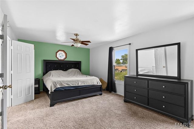 3 Harbor Point Court, Lake St Louis, MO 63367