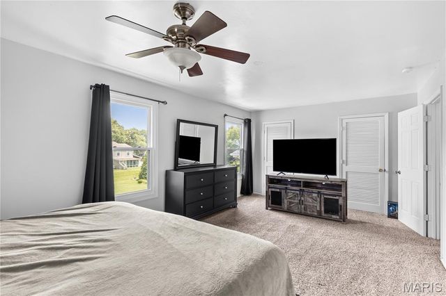 3 Harbor Point Court, Lake St Louis, MO 63367