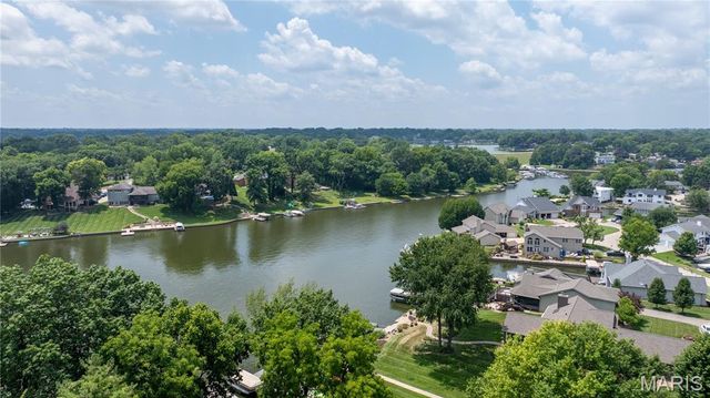 3 Harbor Point Court, Lake St Louis, MO 63367