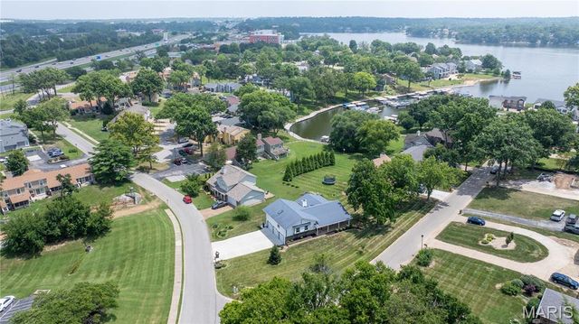 3 Harbor Point Court, Lake St Louis, MO 63367