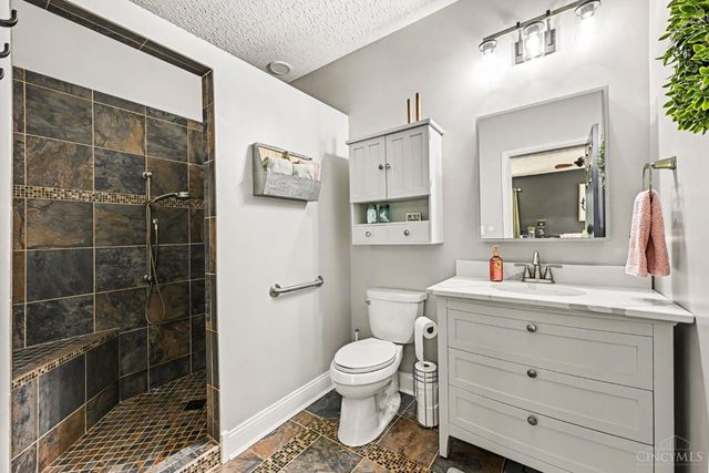 924 Oxford Middletown Road, Milford Twp, OH 45013