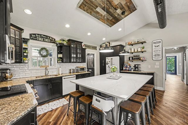 924 Oxford Middletown Road, Milford Twp, OH 45013