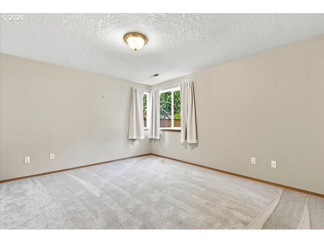 17110 Se 18TH St, Vancouver, WA 98683