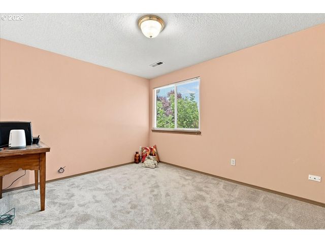 17110 Se 18TH St, Vancouver, WA 98683