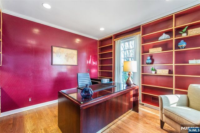 112 Heller Way, Montclair, NJ 07043