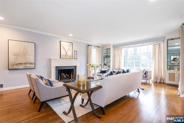 112 Heller Way, Montclair, NJ 07043