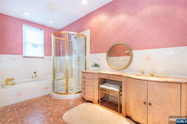 112 Heller Way, Montclair, NJ 07043