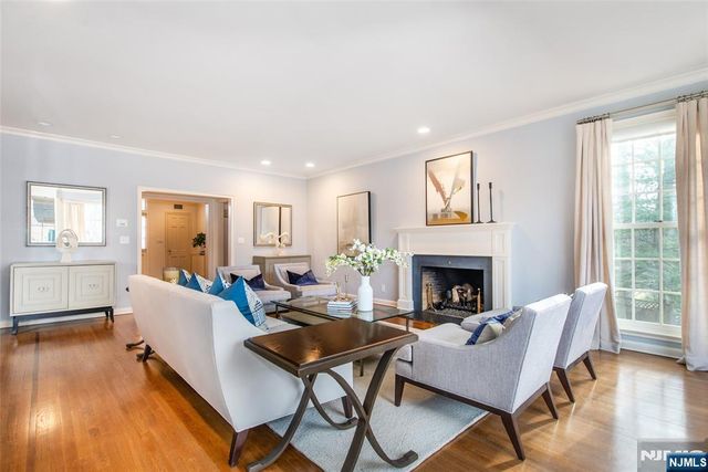 112 Heller Way, Montclair, NJ 07043