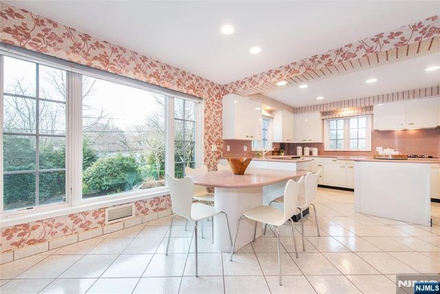 112 Heller Way, Montclair, NJ 07043