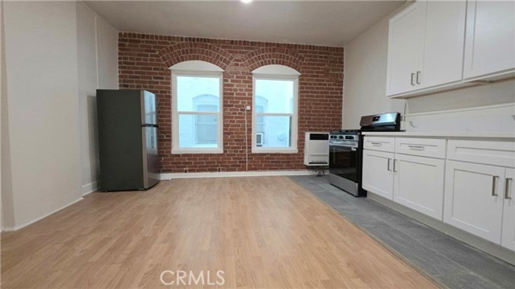 3408 W Sunset Boulevard 103, Silver Lake, CA 90026