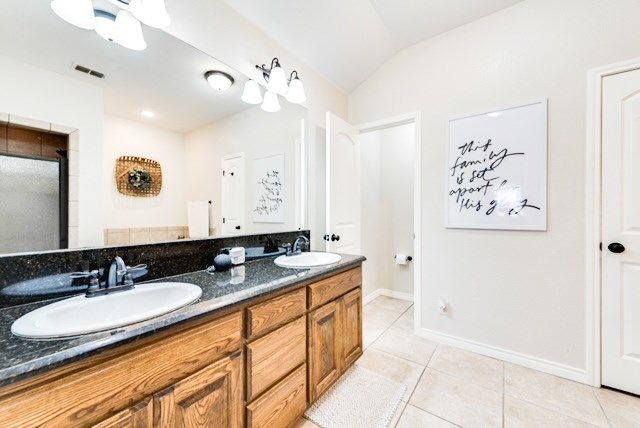 7603 Canterbury Dr, Odessa, TX 79765