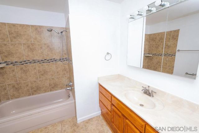 514 Shady Lane unit C C, El Cajon, CA 92021