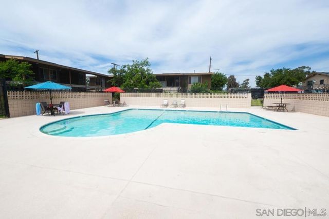 514 Shady Lane unit C C, El Cajon, CA 92021