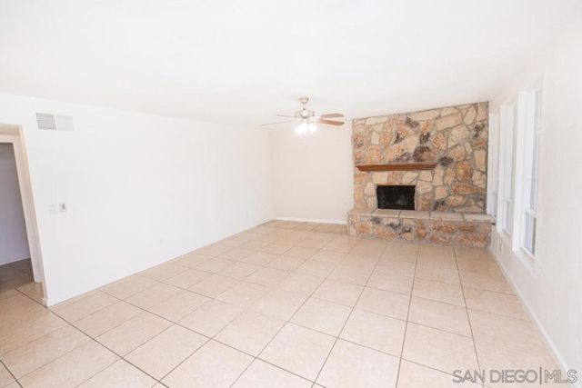 514 Shady Lane unit C C, El Cajon, CA 92021