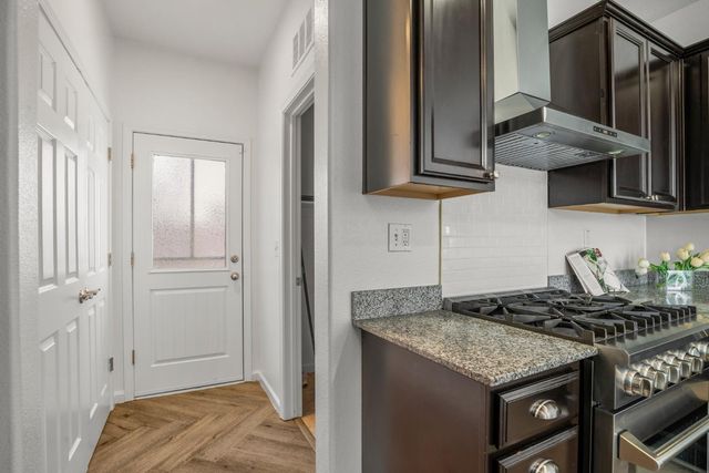 2204 Gallery Dr, Riverbank, CA 95367